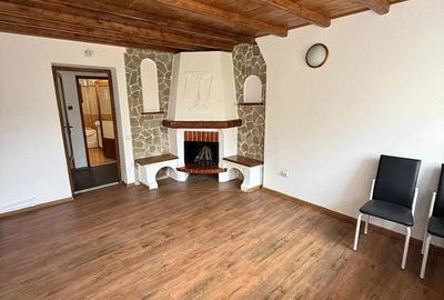 Casă cu Teren 1500 Mp în Central - 1