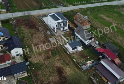 Casă cu 4 camere cu Teren 1000 Mp în Băiculești - 3