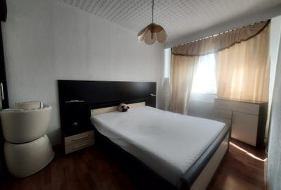 Apartament cu 3 camere decomandat, mobilat în Progresul - 7