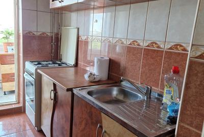 Apartament cu 3 camere decomandat, mobilat în Lipovei - 1
