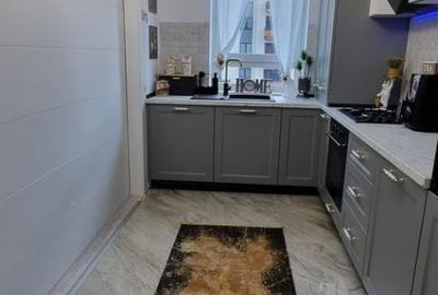 Garsoniera de inchiriat zona Tractorul bloc nou Garsoniera de inchiriat zona Tractorul bloc nou - 9