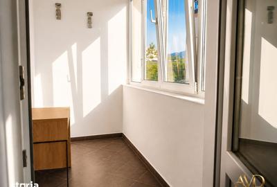 Apartament cu 3 camere în Tractorul - 2