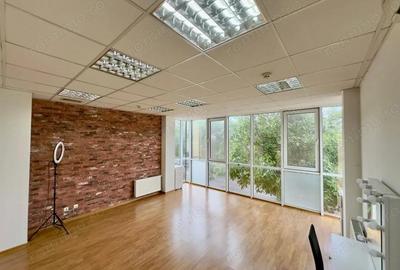 Se ofera spatiu de inchiriat in Unirii - 1