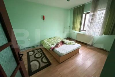 Casă cu 4 camere cu Teren 1511 Mp în Ghiroda - 2