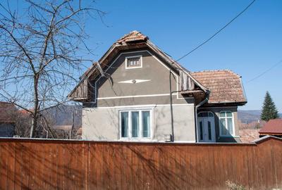 Casă cu 3 camere în Moldovenești - 2
