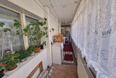 Apartament 4 camere, situat in Targu Jiu, Str. 22 Decembrie 1989 - 11