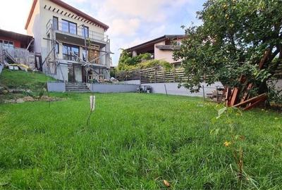 Casa individuală 7 camere in Andrei Mureșanu - 1