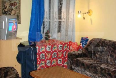 Casă cu 3 camere cu Teren 159 Mp în Central - 2