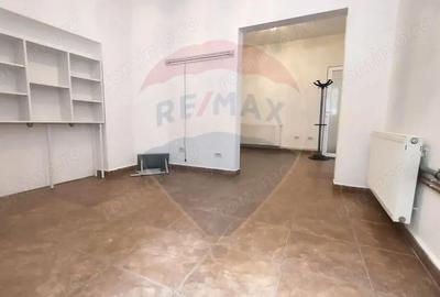Spațiu comercial, de 130 mp, în Central - 1