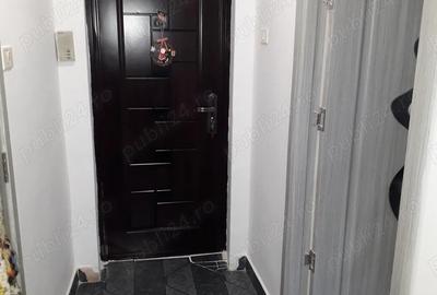 Garsonieră decomandată în Podgoria