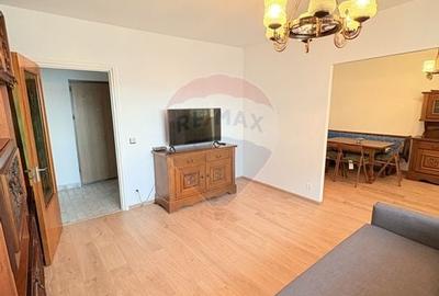 De închiriat apartament 4 camere, recompartimentat în 3, Iancului - 6