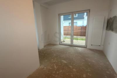 Casă individuală cu 3 camere cu Canalizare în Central - 8