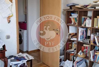Apartament cu 3 camere semidecomandat în Titan
