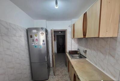 Garsonieră decomandată în Gării