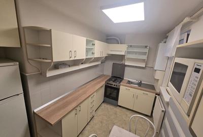 Apartament 3 camere,bloc izolat termic,70 mp, et 1 - 8