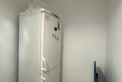 Apartament cu 3 camere decomandat în Central - 1