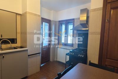 Apartament cu 2 camere decomandat în Malu Roșu - 9