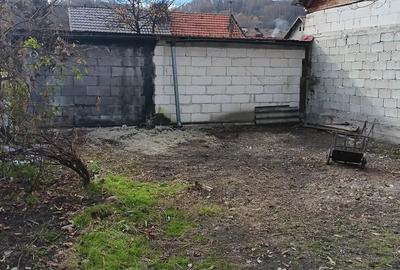 Casa de vanzare in Petrosani zona colonie - 7