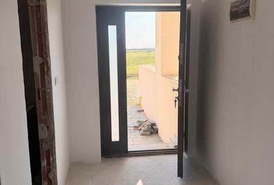 Casă cu 4 camere cu Teren 250 Mp în Giroc - 8