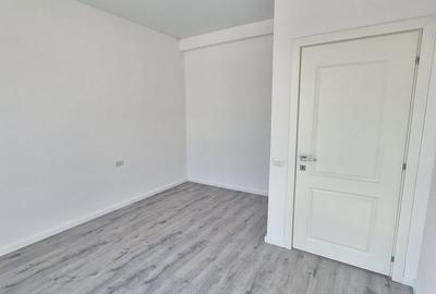Casă cu 4 camere cu Teren 323 Mp în Vidra