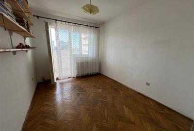 Apartament cu 4 camere decomandat în 1848 - 6