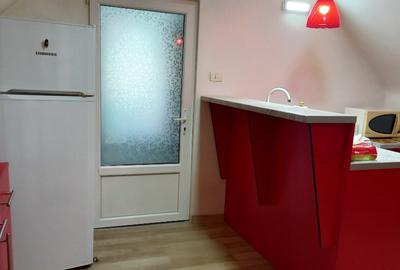 Sinaia ultracentral - apartament 4 camere la mansarda in vila P+1+M - 2