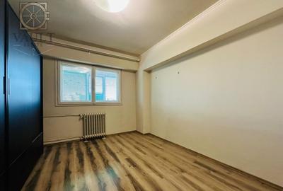 Apartament cu 3 camere decomandat, mobilat în Doamna Ghica