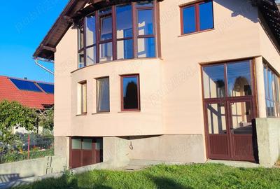 Casa generoasa pentru confort si relaxare - 3