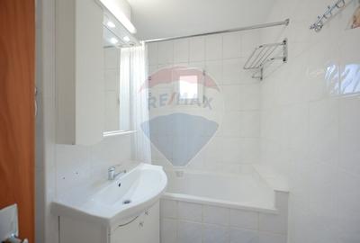 Apartament cu 2 camere decomandat în Nufărul - 8