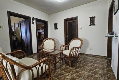 CASA cu piscina formata din 2 corpuri Braytim Gospodarilo - 8