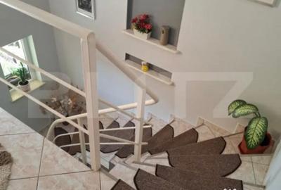 Casă cu 3 camere cu Teren 202 Mp în Dumbrăvița