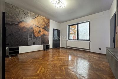 Garsonieră decomandată, mobilată în Central - 2