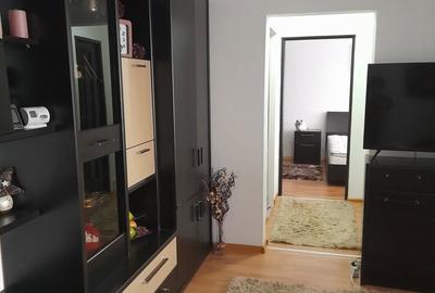 Apartament cu 2 camere decomandat în Caransebeș - 1