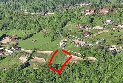 Teren de 1470 mp, în Gilău