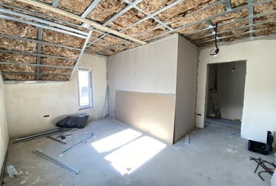 Duplex cu 4 camere cu Canalizare în Moșnița Nouă - 14