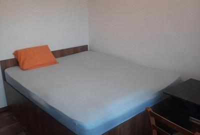 Apartament cu 3 camere decomandat în Gheorghe Lazăr - 2