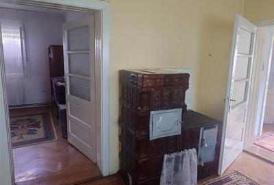 Casa cu teren, aproape de centrul balneo-termal Vata Bai - 10