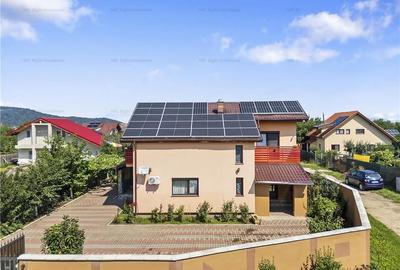 Casa/ Vila superba cu 5 camere si 922 mp teren Harman Brasov - 1