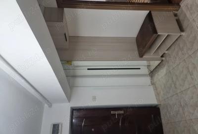 Vand apartament 2 camere decomandate vizavi de gara Burdujeni et 3 - 1