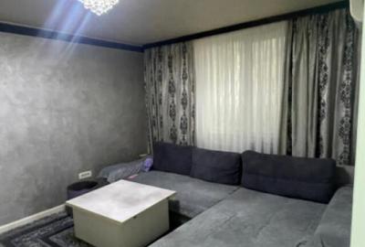 Apartament 3 camere de vanzare - zona Far Constanta - 2