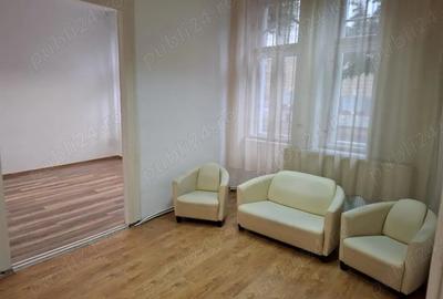 Inchiriez apartament ultra central - 1