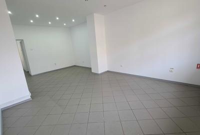 Spațiu comercial, de 55 mp, în Bălcescu