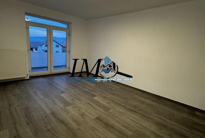 Apartament cu 3 camere decomandat în Exterior Vest - 1