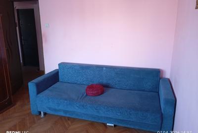 Apartament cu 3 camere decomandat, mobilat în UTA - 1
