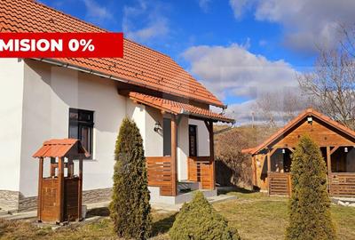 Casă cu 3 camere cu Teren 2000 Mp în Arcuș - 10