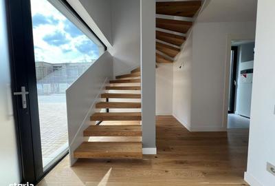 Casă cu 4 camere decomandat cu Teren 200 Mp în Tunari - 4