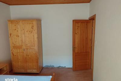 Casă cu 4 camere cu Teren 120 Mp în Central - 8