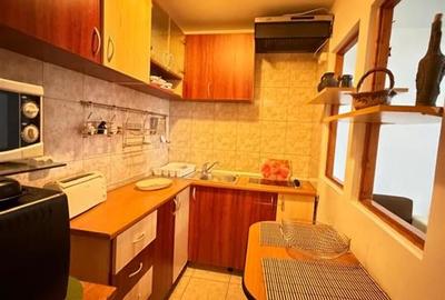 Garsonieră decomandată, mobilată în Vasile Aaron - 6