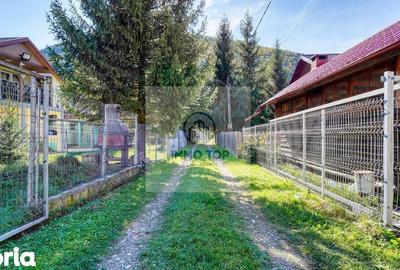 Casă cu 8 camere cu Teren 700 Mp în Vidra
