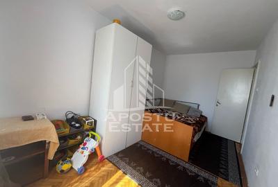 Apartament cu 3 camere, semidecomandat, etajul 2, zona Dambovita - 3